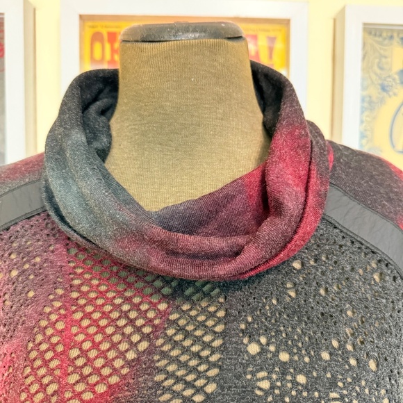 🖤❤️ Y2K OOAT Mesh Knit Cowl Neck Top - Picture 4 of 11